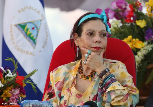 Rosario Murillo - Vos La Mujer de Barro - Dayan Morales Molina